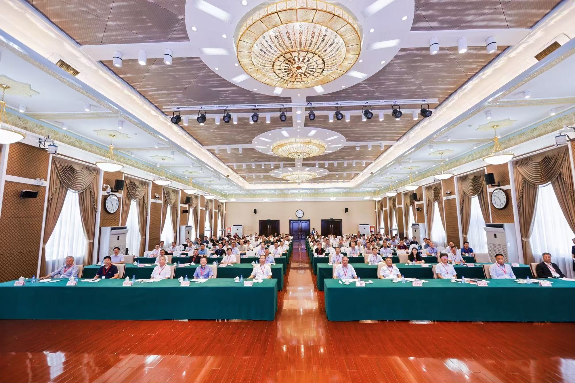 mile(中国)官方网站展风采|深耕岩土前沿！苏州mile(中国)官方网站低场核磁技术亮相第四届西北岩土力学大会